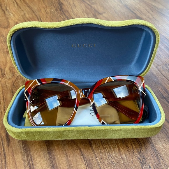 New Gucci 55mm Square Sunglasses In Red 